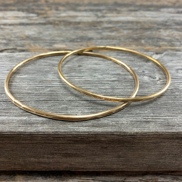 Hammered Brass Infinity Bangle
